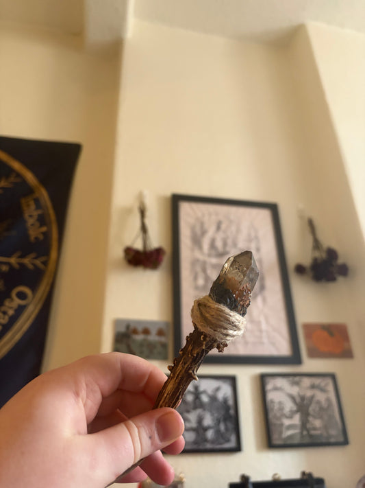 Antler wand with citrine point
